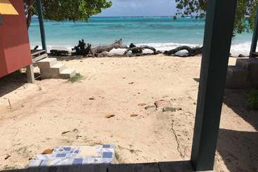 پانسیون Sunrise Paradise/carlito´s Place