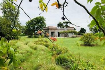 هاستل Estancia El Cangue