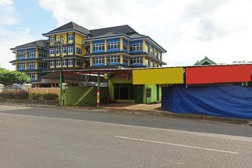 فندق Reddoorz Near Taman Merdeka Metro Lampung