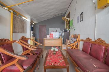 پانسیون Reddoorz Syariah At Jalan Cilik Riwut Kapuas