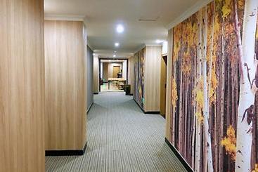 Jun Hotels Chongqing Yubei District Jiangbei International Airport Airport Plaza