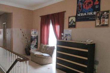 هتل Nerja