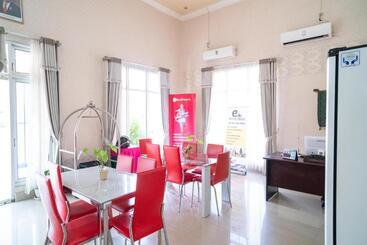هتل Reddoorz @ Jalan Pendidikan Mataram