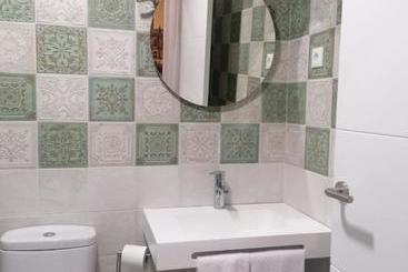 پانسیون Hostal Restaurante Casa Isabel