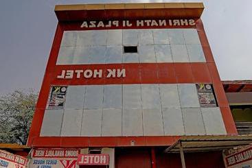 هتل Oyo 71086  Nk Guest House & Restaurant