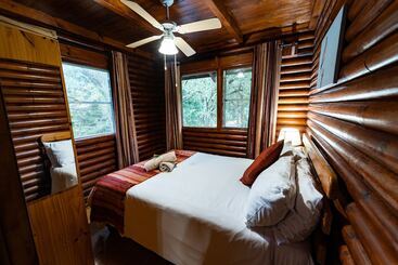 Отель Mtunzini Forest Lodge Self Catering Resort