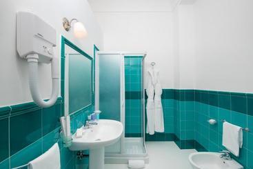 Hotel Laurito Beach Cucina & Camere