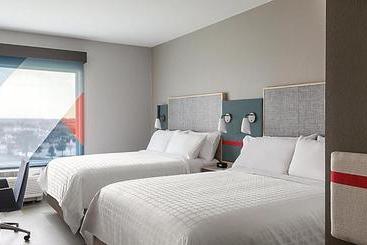 Avid Hotel Fayetteville West