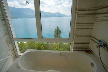 هتل Stone Beach By Atlantid Hospitality