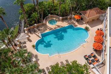 فندق Hilton St. Petersburg Carillon Park