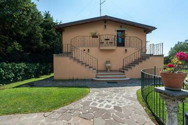 هتل Relais Villaggio Azzurro