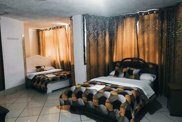 هاستل Hostal Ajavi Del Sur