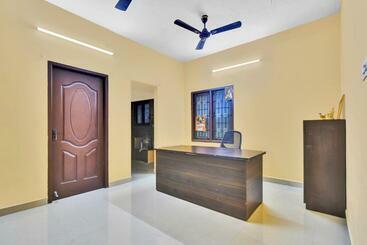 בית מלון כפרי Collection O 80468 Collectiono Phoenix Pleasant Stays