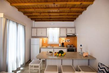 Filoxenia Apartments