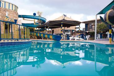 هتل Porto Marlin