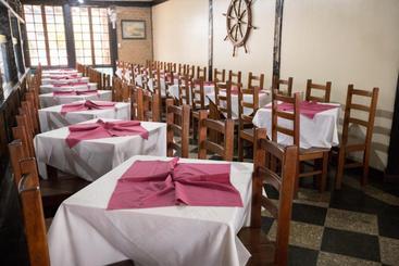 هتل Porto Marlin