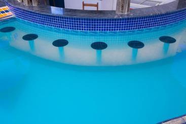 هتل Porto Marlin