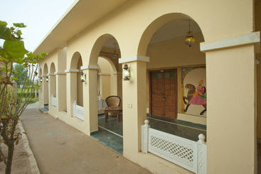 Hotel Sara Vilas