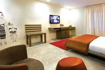The Slate Hotel
