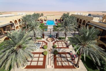 هتل Tilal Liwa Desert Retreat