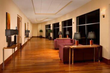 فندق Four Points By Sheraton Jacksonville Baymeadows
