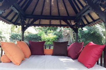 هتل Puri Dalem Cottages