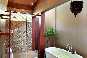 هتل Space Villas Bali