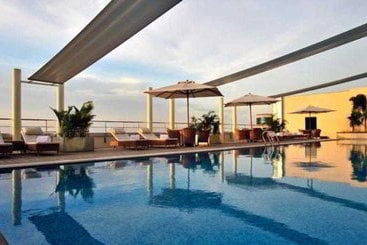 Отель Taj Club House