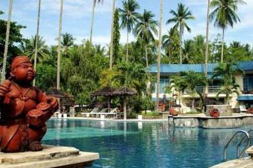 هتل Tasik Ria Resort