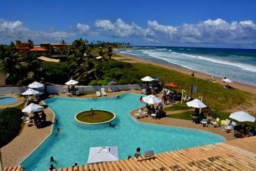 هتل Travel Inn Arembepe Beach