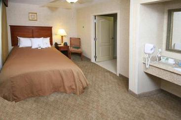 هتل Homewood Suites By Hilton Hartford Downtown