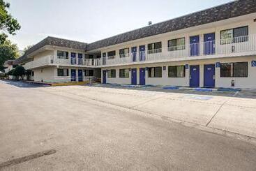 Motel 6 Grants Pass, Or