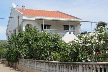 Apartments Ana