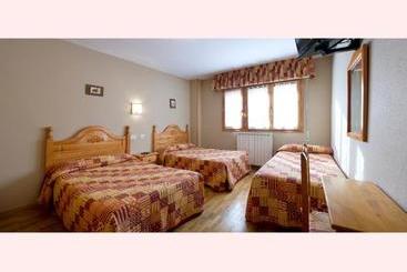 Hostal Valle De Tena