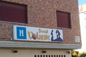هتل Hostal El Volante