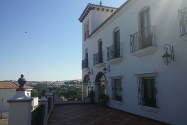 هتل Rural Vega De Cazalla