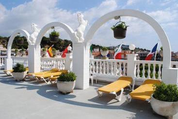 Apartamentos Las Americas   Blanes Beach