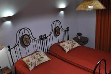 Casas Do Campo do Pomar