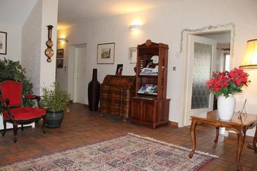 هتل Aurelius Pension