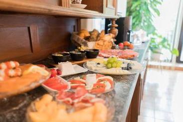 هتل Aurelius Pension