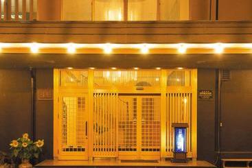 هتل Yugawara Onsen Kawasegien Isuzu