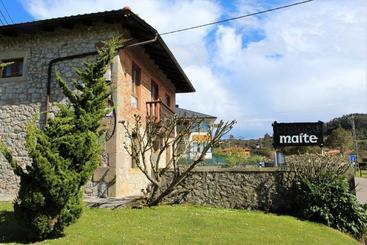 Apartamentos Maite