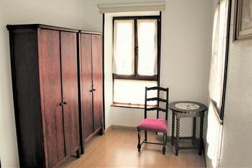Apartamentos Maite
