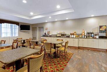 فندق La Quinta Inn & Suites By Wyndham Cleburne