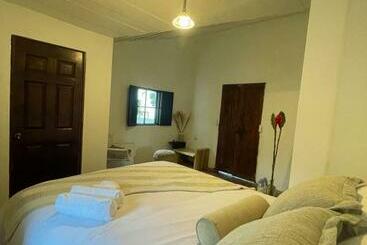 هتل Casa 1800 Los Naranjos Boutique