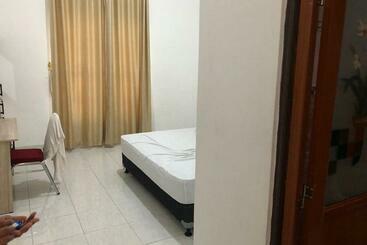 هتل Wisma Gardenia Palangkaraya Syariah Redpartner