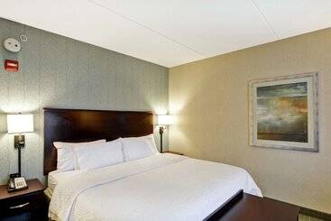 בית מלון כפרי Hampton Inn & Suites Wilkes Barre/scranton