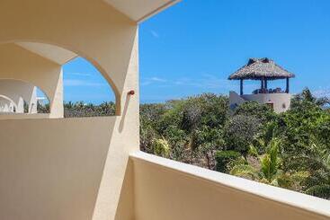 خانه Villas Coco Resort  All Suites