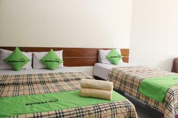 هتل Bamboe Inn 2 Homestay