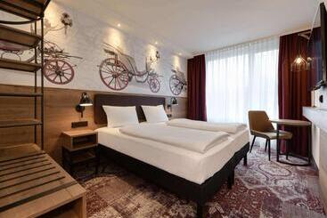 בית מלון כפרי Ibis Styles Coburg